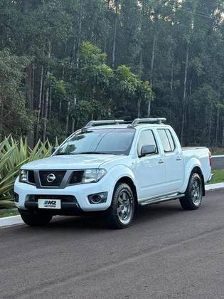 NISSAN FRONTIER 2.5 PLATINUM 4X4 CD TURBO ELETRONIC DIESEL 4P AUTOMÁTICO NISSAN FRONTIER 2.5 PLATINUM 4X4 CD TURBO ELETRONIC DIESEL 4P AUTOMÁTICO